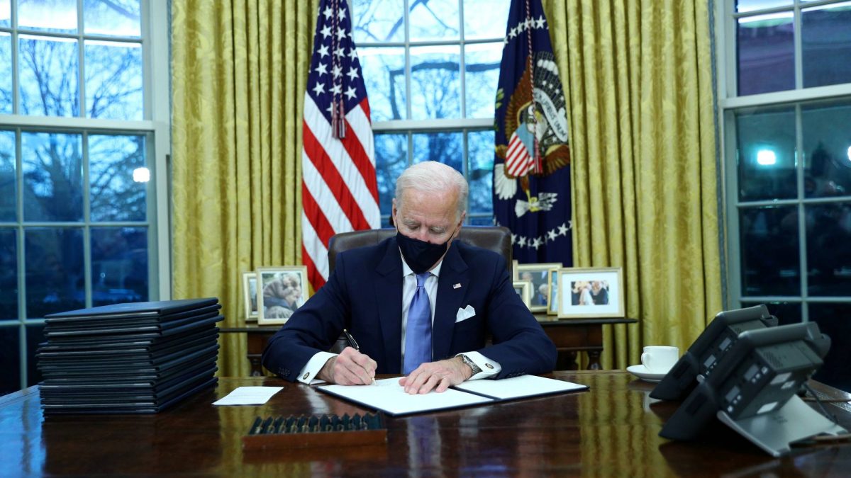 Biden rolls back Trump policies on border wall, climate, health, Muslims