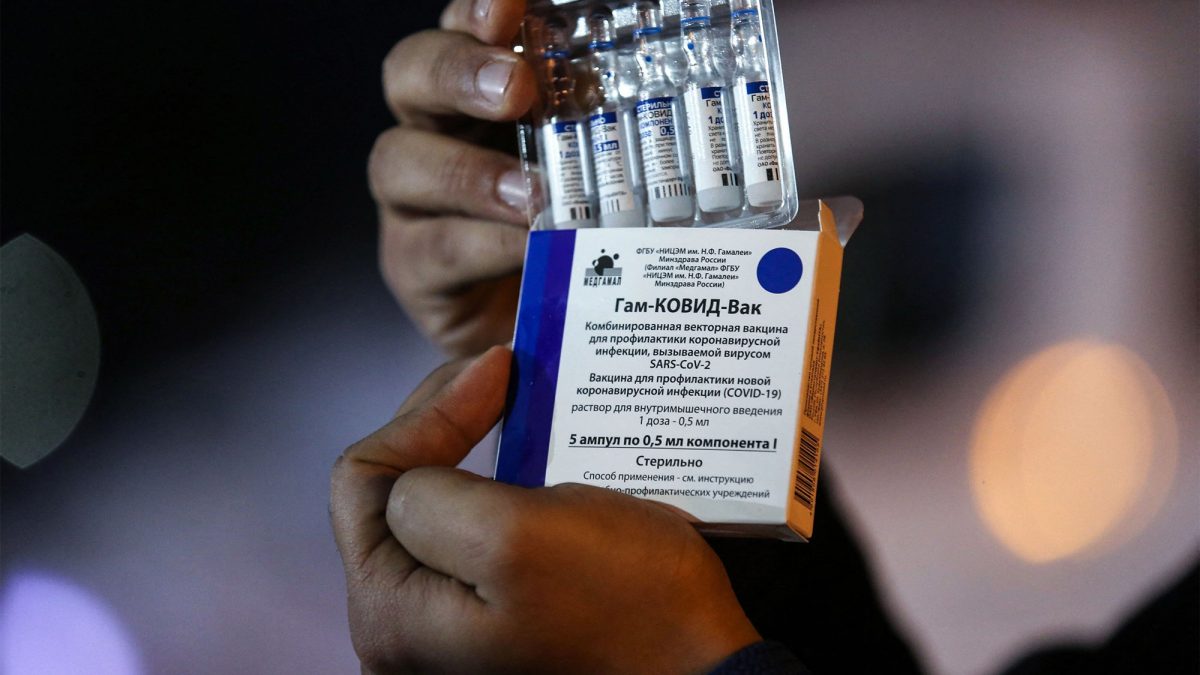 Russia and China are beating the U.S. at vaccine diplomacy, experts say