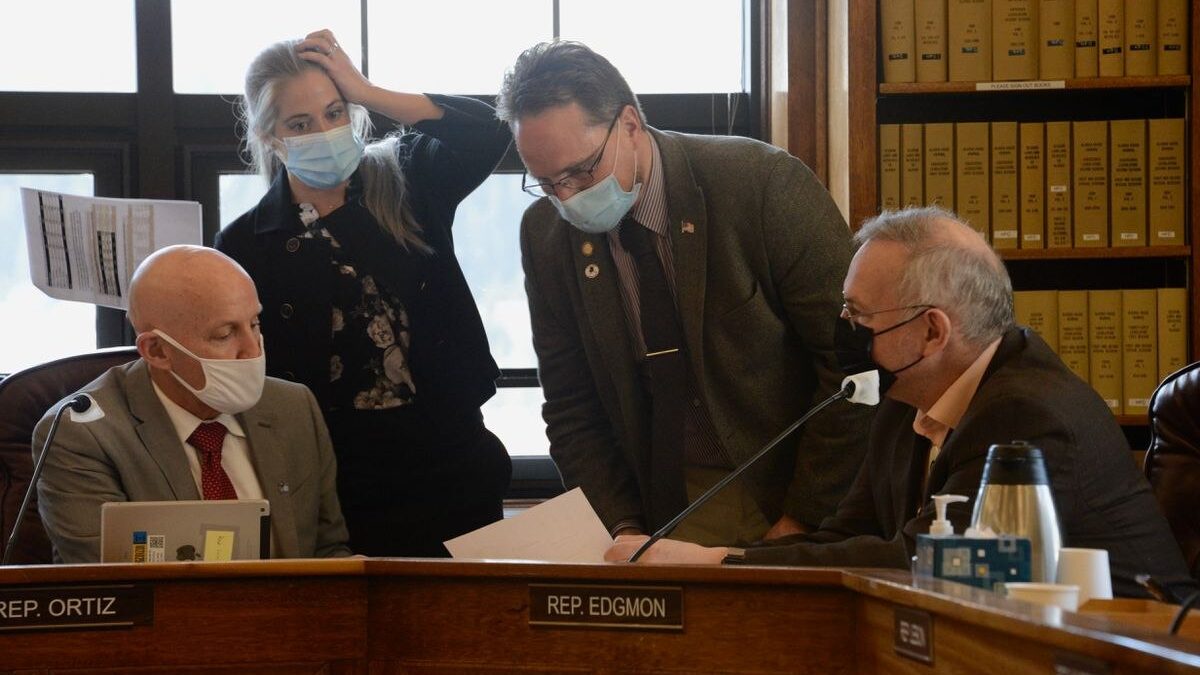 Alaska’s first plan to spend $1 billion in federal aid is being scrapped