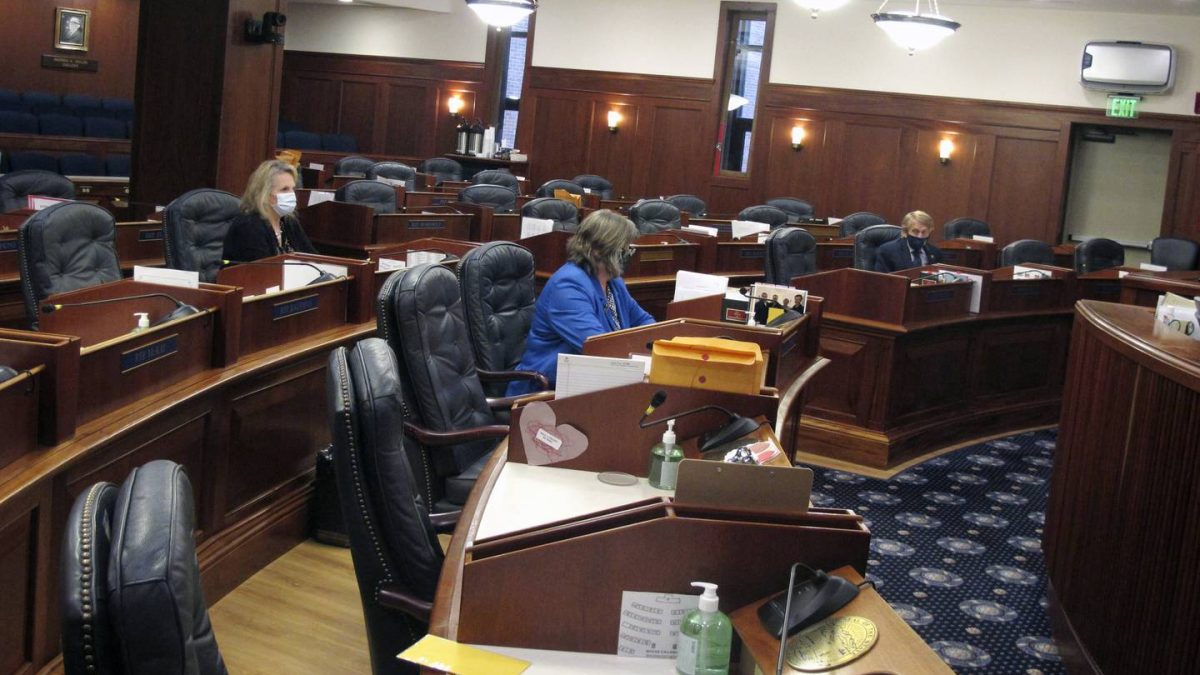 Fourth Alaska legislative special session trudges on with little action on fiscal issues