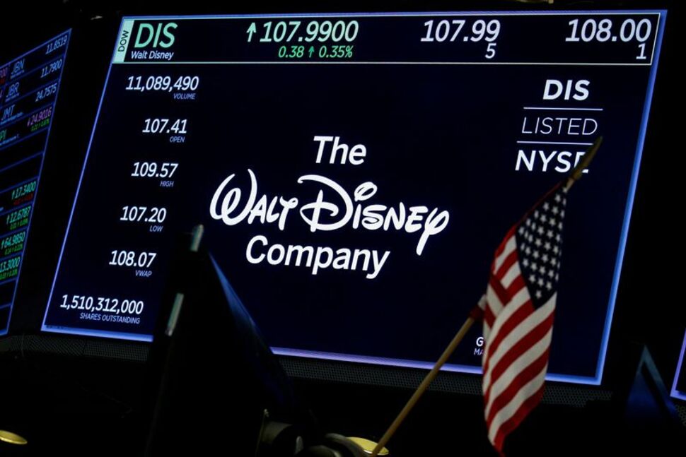 US Entertainment Shares Slide as Disney, Charter Squabble Over Cable Fees
