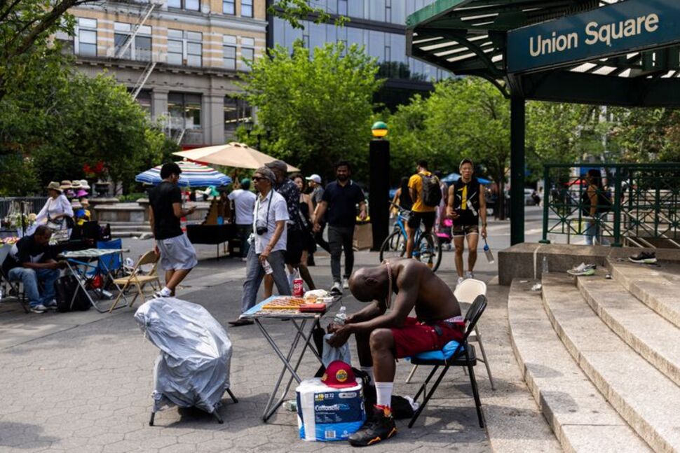 Heat Wave Scorches US East Coast as Dangerous Temperatures Expand to West