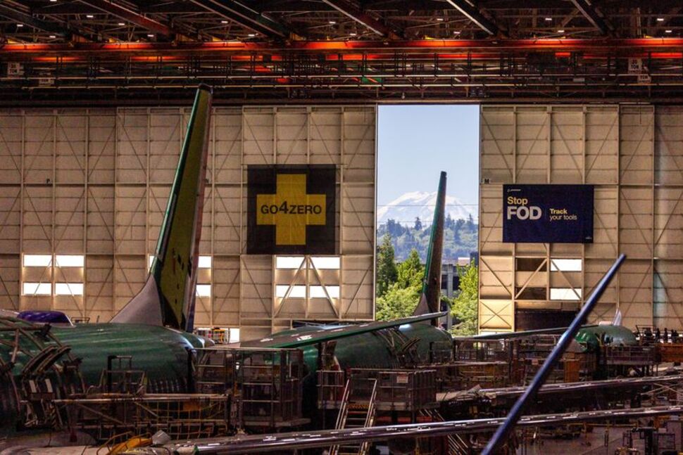 US Prosecutors Meeting With Boeing, Crash Victims as Criminal Charging Decision Looms, Sources Say