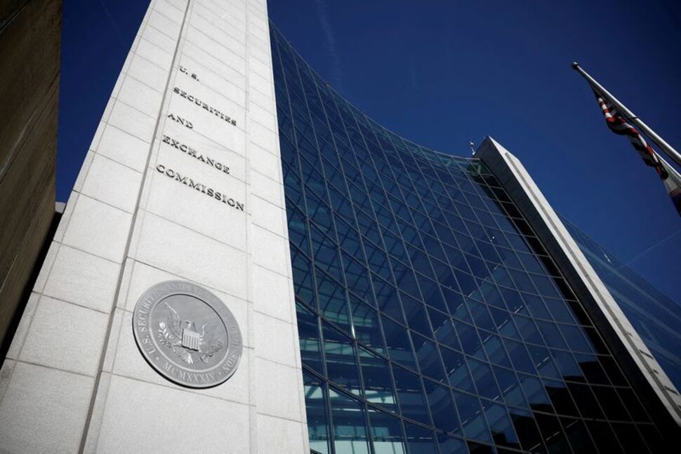 Father and Son Indicted in New York Over Failed Arizona Sports Complex