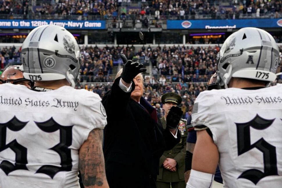 Trump Order Aims to Keep Army-Navy in Exclusive TV Window