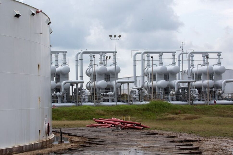 Analysis-Depleted US Oil Stash Loses Potency as Iran War Grinds On